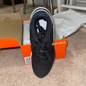 Nike Women's Training Shoes Wmns Nike Legend Essential 2, US 6, EU 42